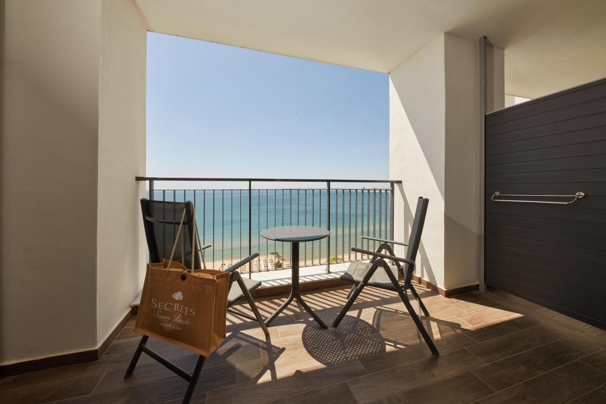Secrets Sunny Beach Resort & Spa (Adults Only) Quarto foto Balcony of a hotel room