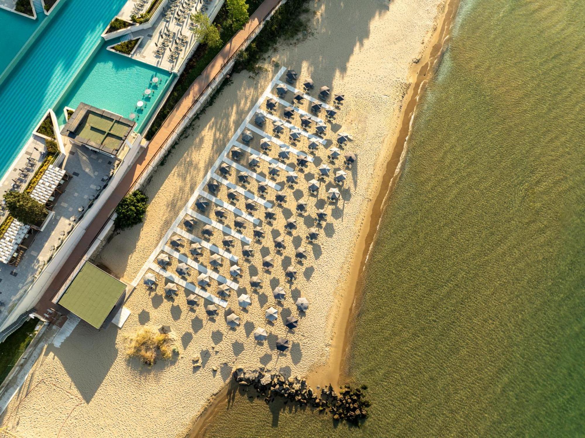 Secrets Sunny Beach Resort & Spa (Adults Only) Exterior foto Aerial view of the beach